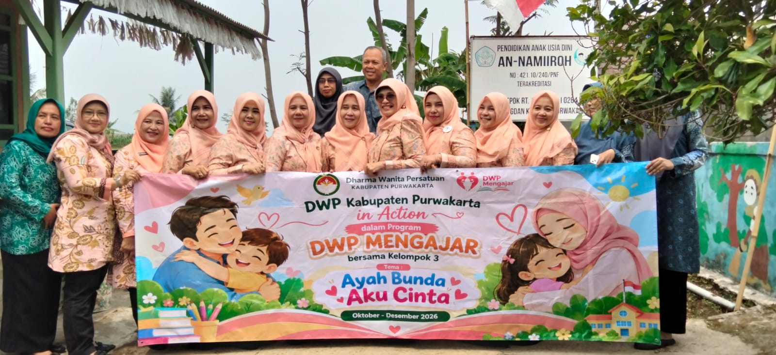 Ketua Unit Dharma Wanita Persatuan Kecamatan Kiarapedes In Action